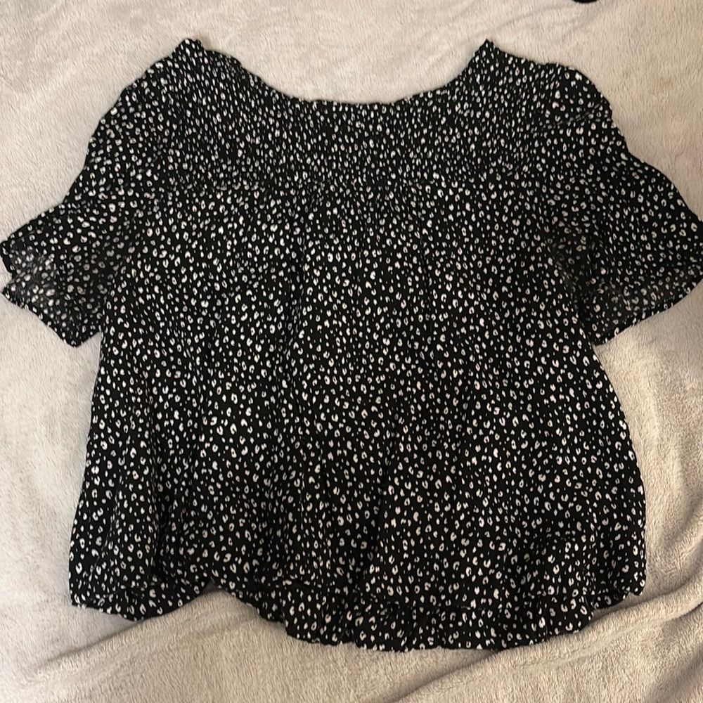 Animal print black and white blouse L
